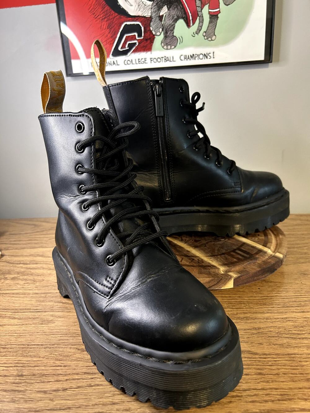 Dr Martens Vegan Jadon II Mono size 8/EU 39